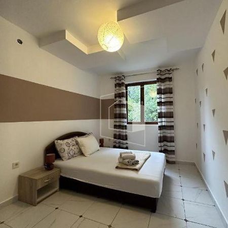 Alex Guesthouse Kotor Exteriér fotografie