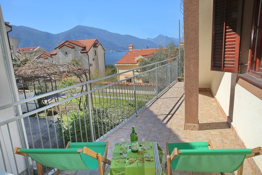 Alex Guesthouse Kotor Exteriér fotografie