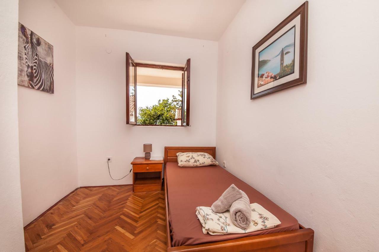 Alex Guesthouse Kotor Exteriér fotografie
