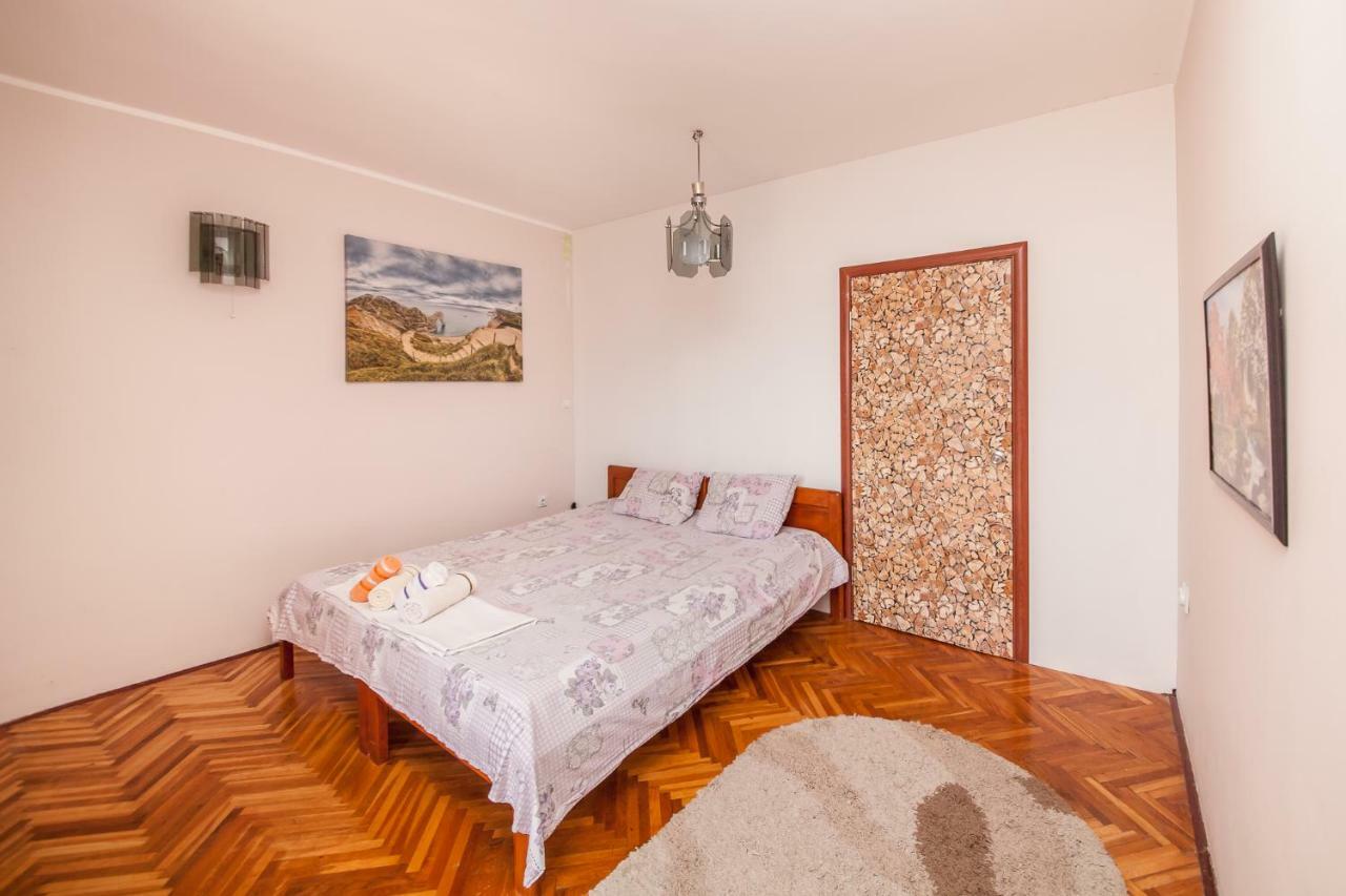 Alex Guesthouse Kotor Exteriér fotografie