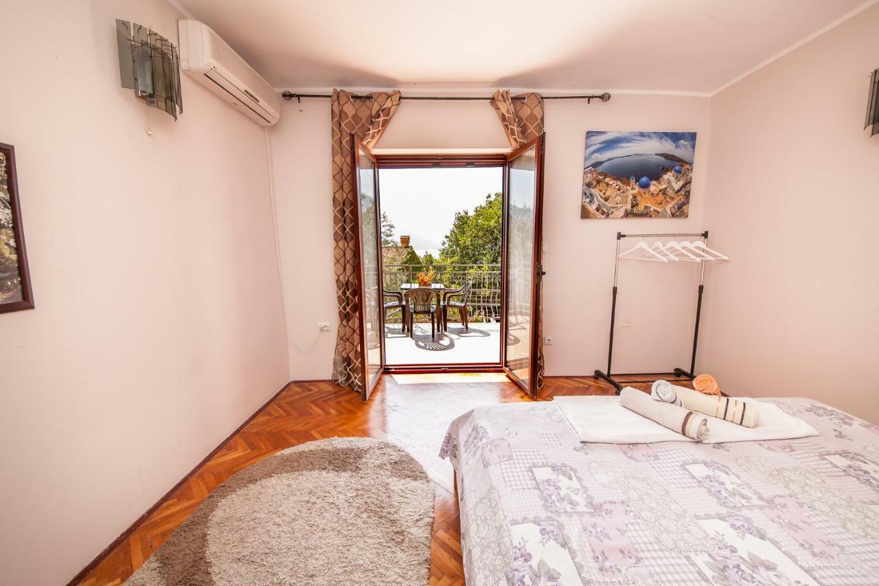 Alex Guesthouse Kotor Exteriér fotografie