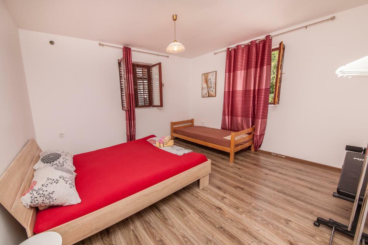 Alex Guesthouse Kotor Exteriér fotografie